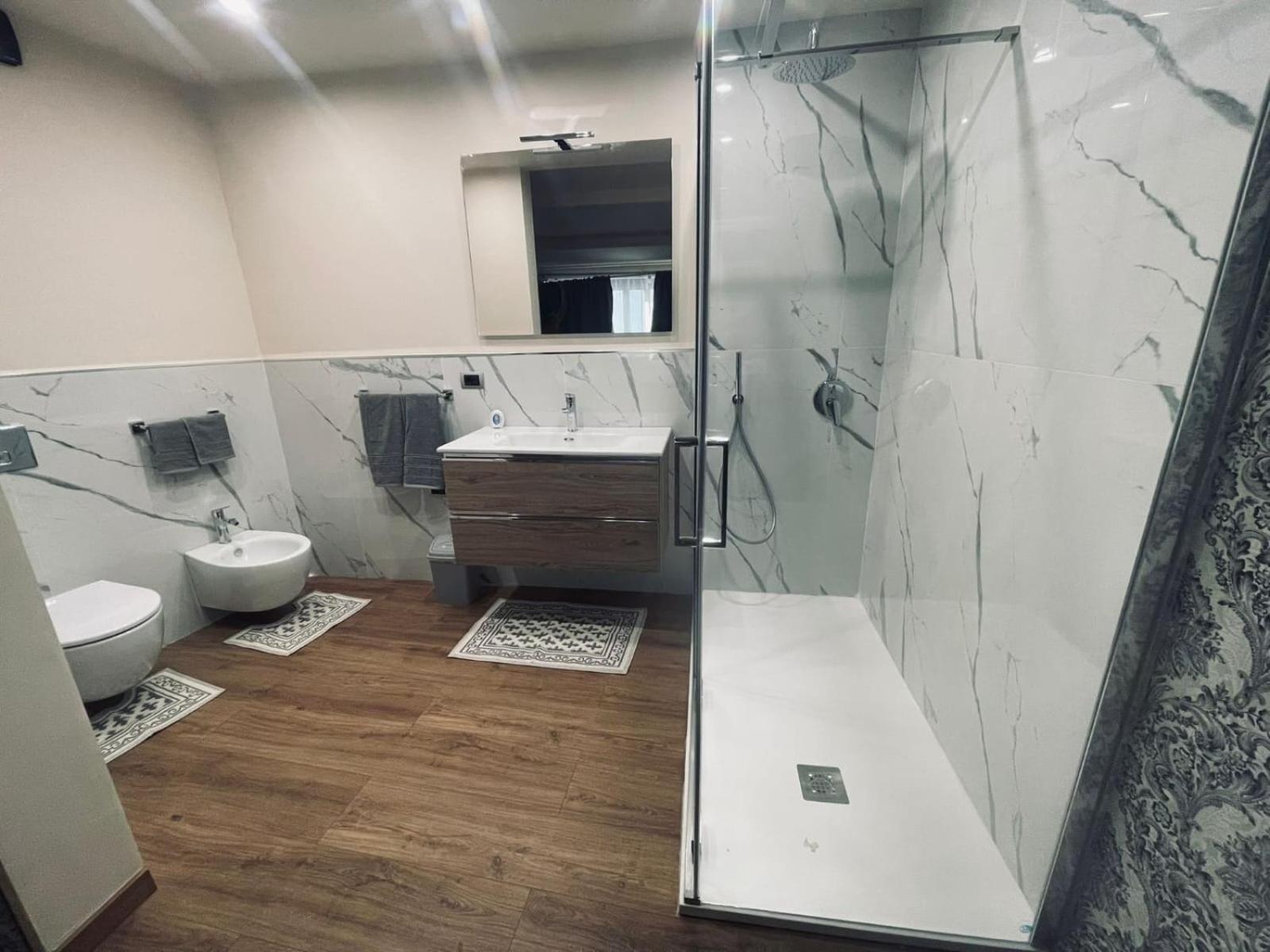 Suites Grey In Centro Randazzo Exterior foto